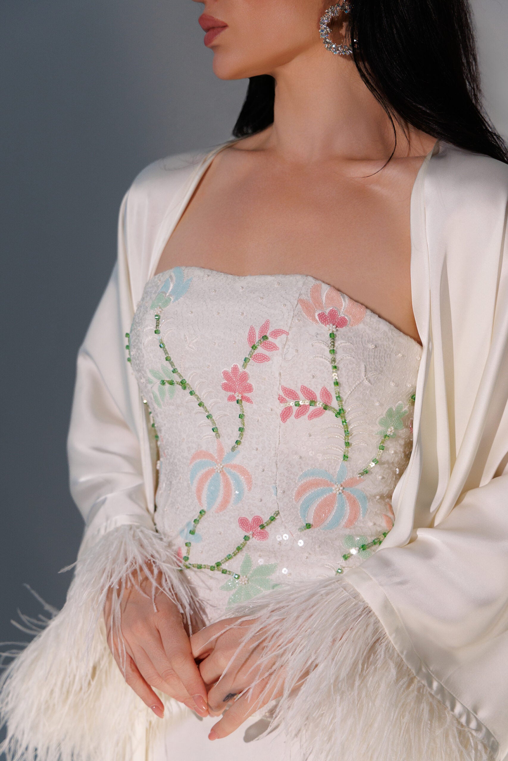 Yasmin Cape Set