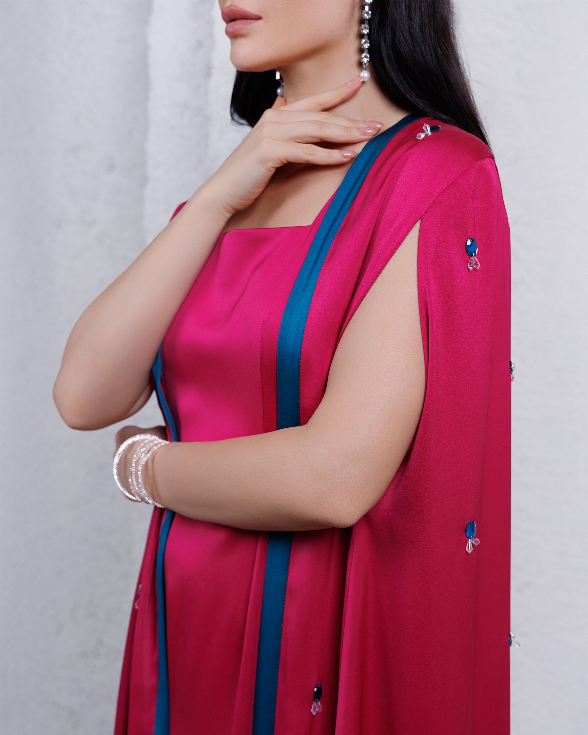 Laila Cape Set